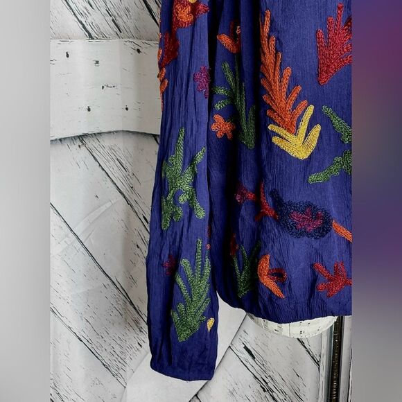 Laurie Felt Embroidered Boho Top Navy Women L - Picture 7 of 11